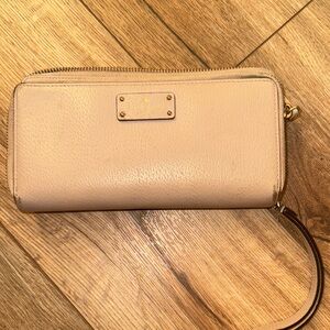 Kate Spade Tan Leather Wallet